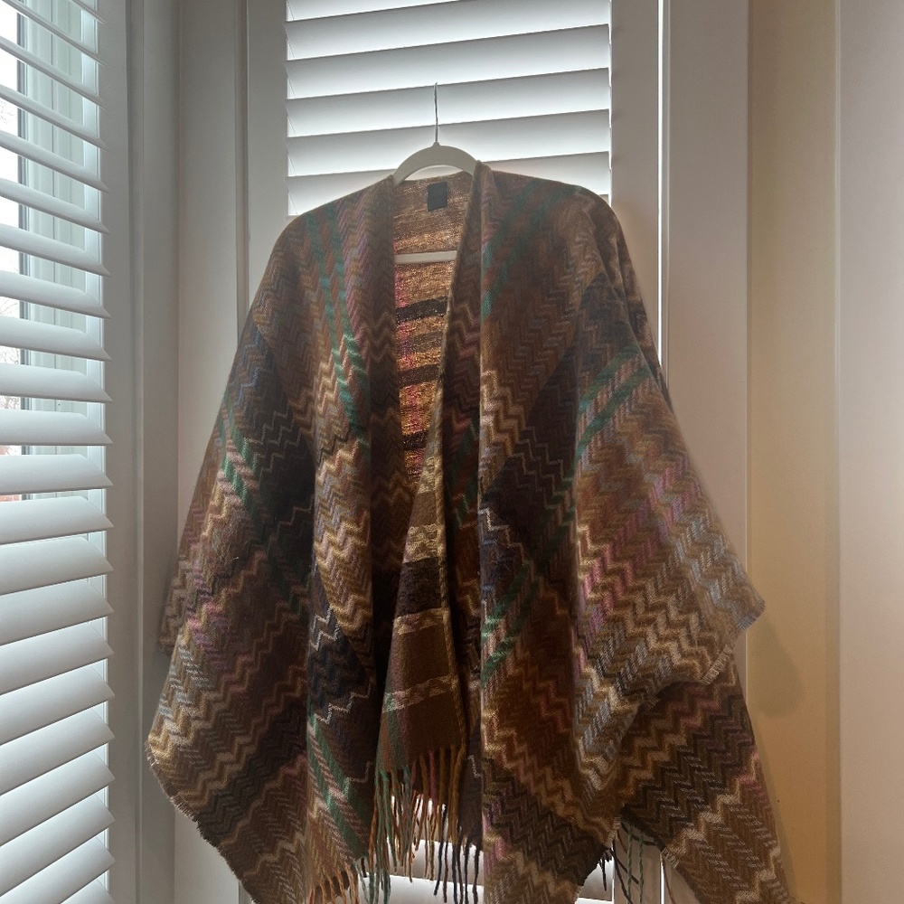 Multicolor Woven Shawl Wrap – One Size
